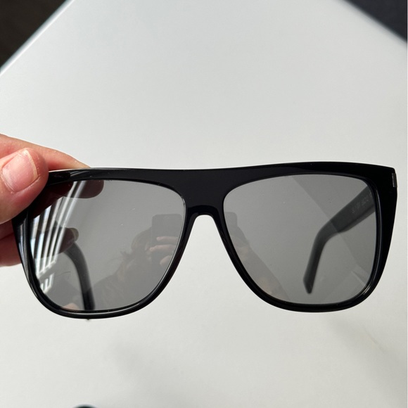 Men Saint Laurent sunglasses - Picture 7 of 7